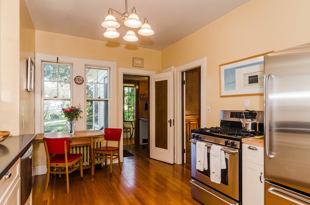 5 Lennoco Road Boston, MA 02130 - Photo 4 of 12 Gallery Image 4