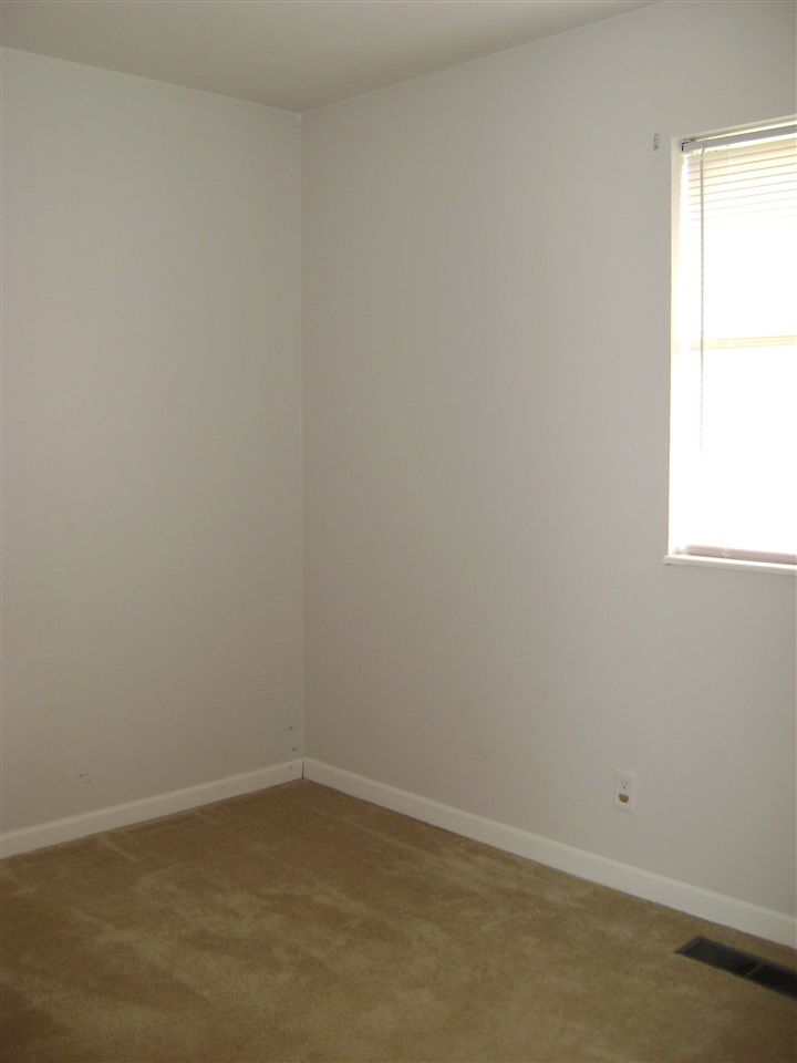 6005 Ashbrooke Road Evansville, IN 47710 - Photo 13 of 18 Gallery Image 13