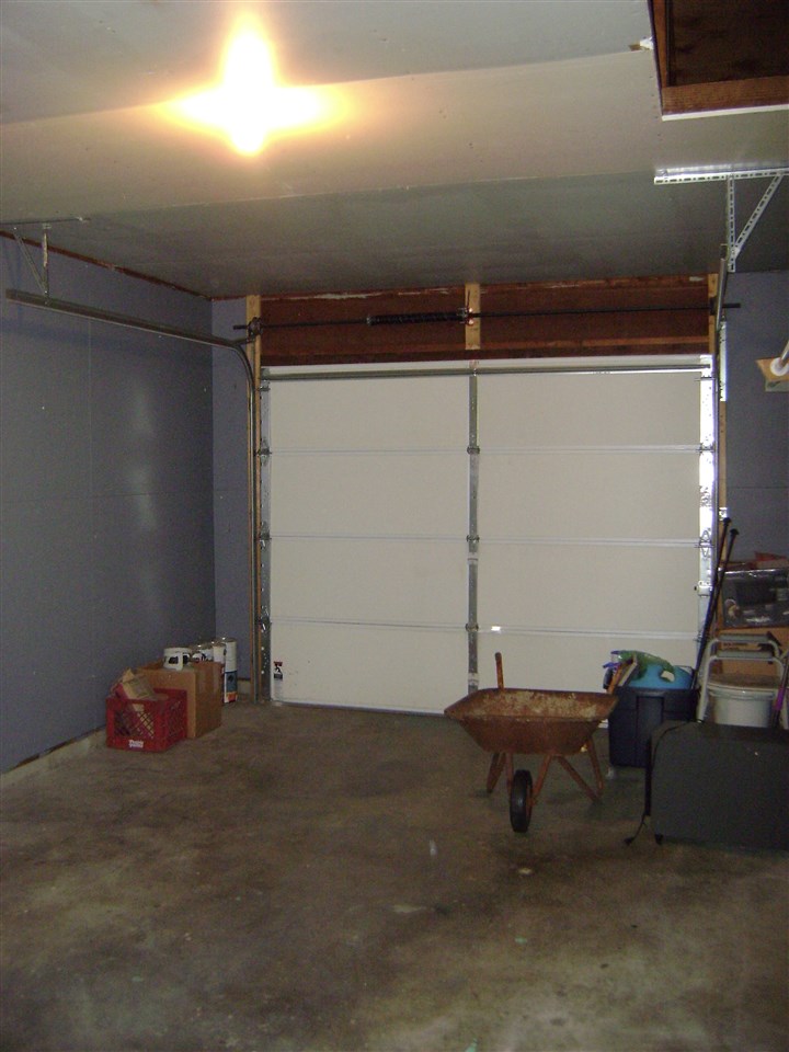 6005 Ashbrooke Road Evansville, IN 47710 - Photo 15 of 18 Gallery Image 15