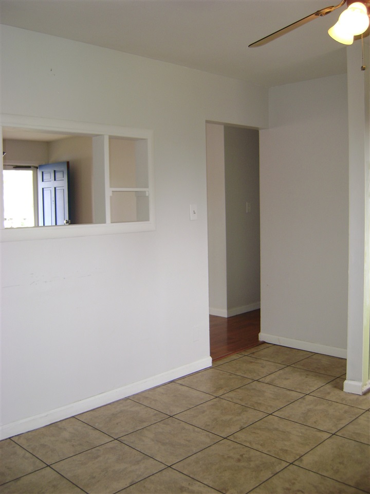 6005 Ashbrooke Road Evansville, IN 47710 - Photo 4 of 18 Gallery Image 4