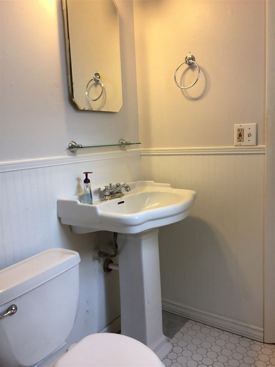 6005 Ashbrooke Road Evansville, IN 47710 - Photo 10 of 18 Gallery Image 10