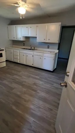 $134,900 | 100 Greenback Street Northwest, Sleepy Eye, MN 56085
