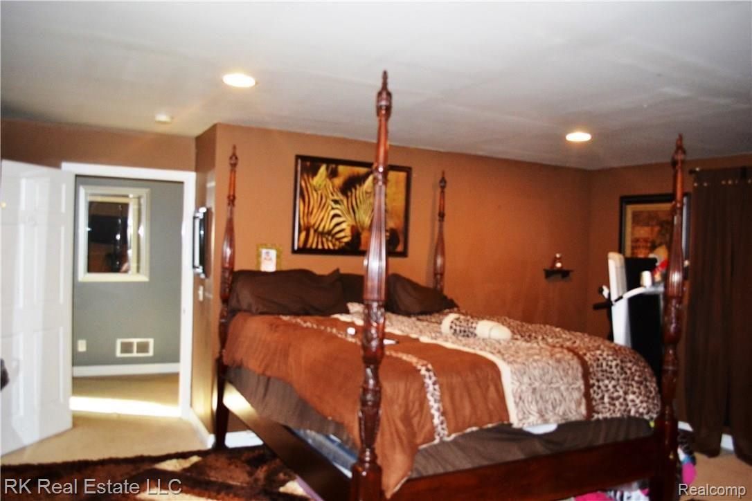 317 Shadywood Road Rochester, MI 48307 - Photo 13 of 15 14.jpg