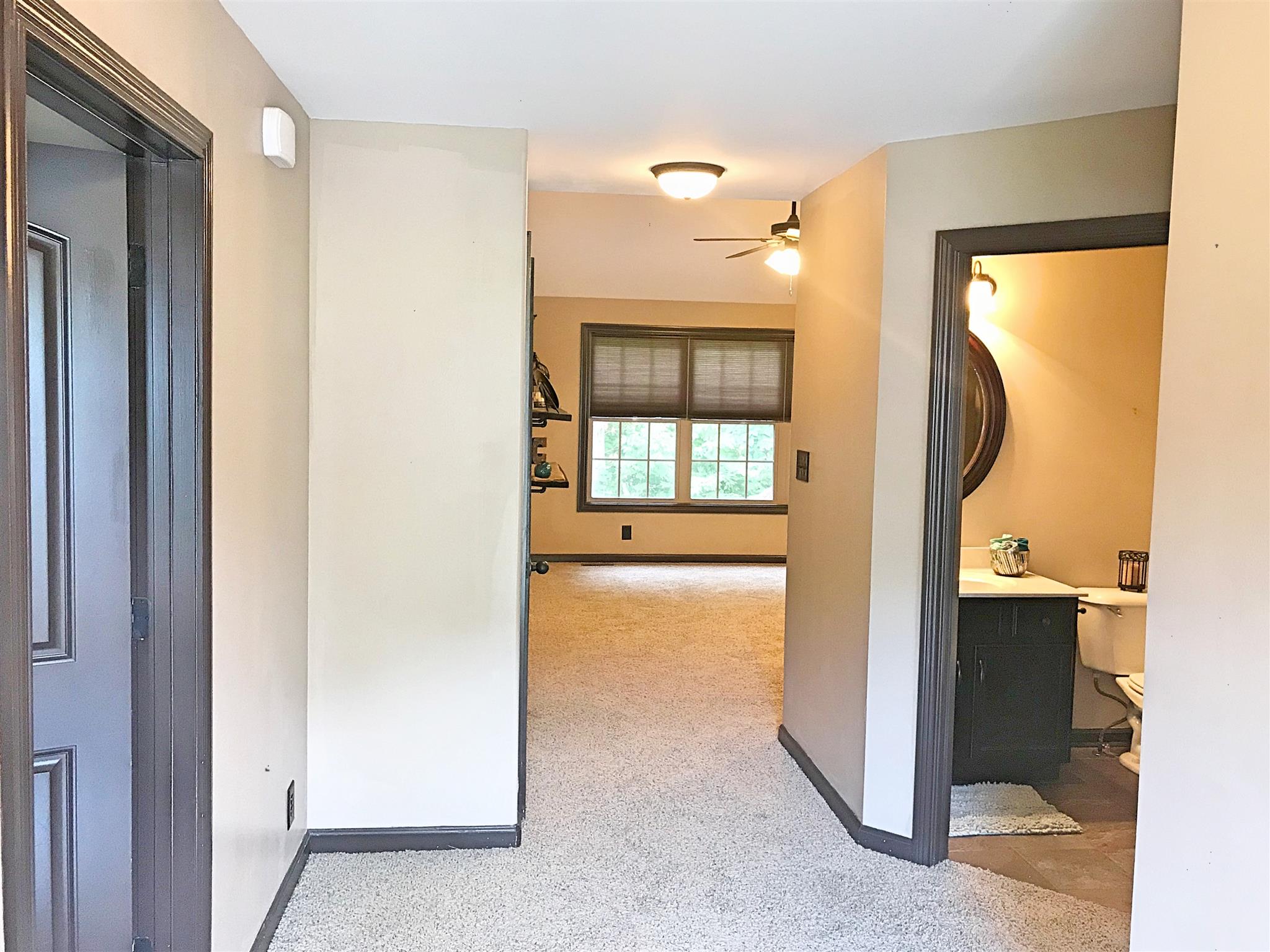 1725 Setter Road Clarksville, TN 37042 - Photo 2 of 23 Gallery Image 2