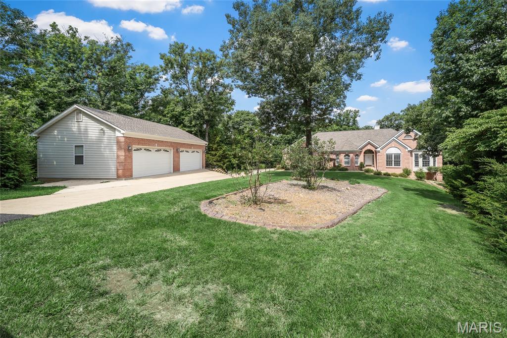 769 Old Colony Road Defiance, MO 63341 - Photo 4 of 56