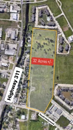 $7,500,000 | 298-300 South Hollywood Road, Houma, LA 70360