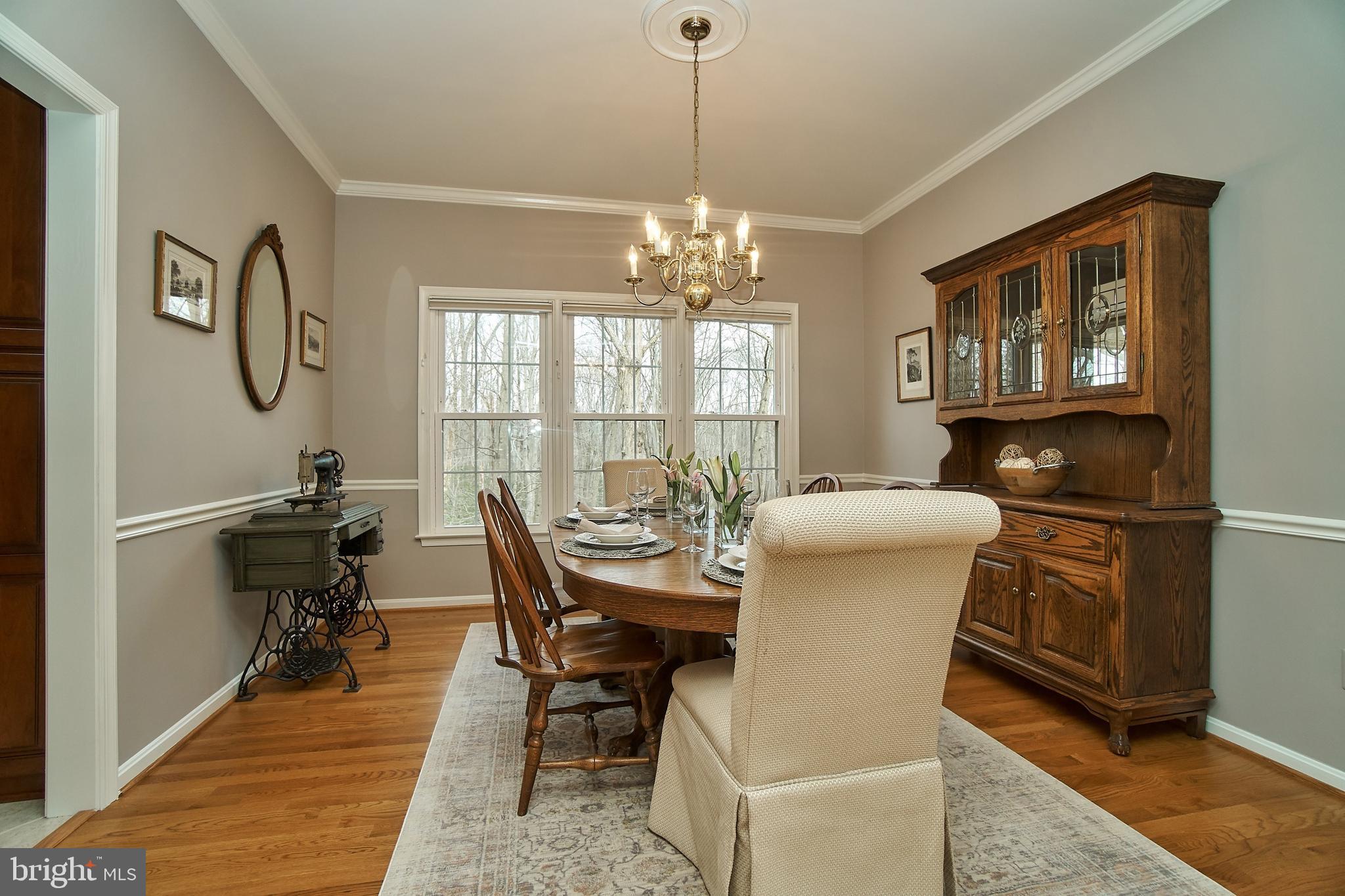 8140 Ridge Creek Way Springfield, VA 22153 - Photo 7 of 39