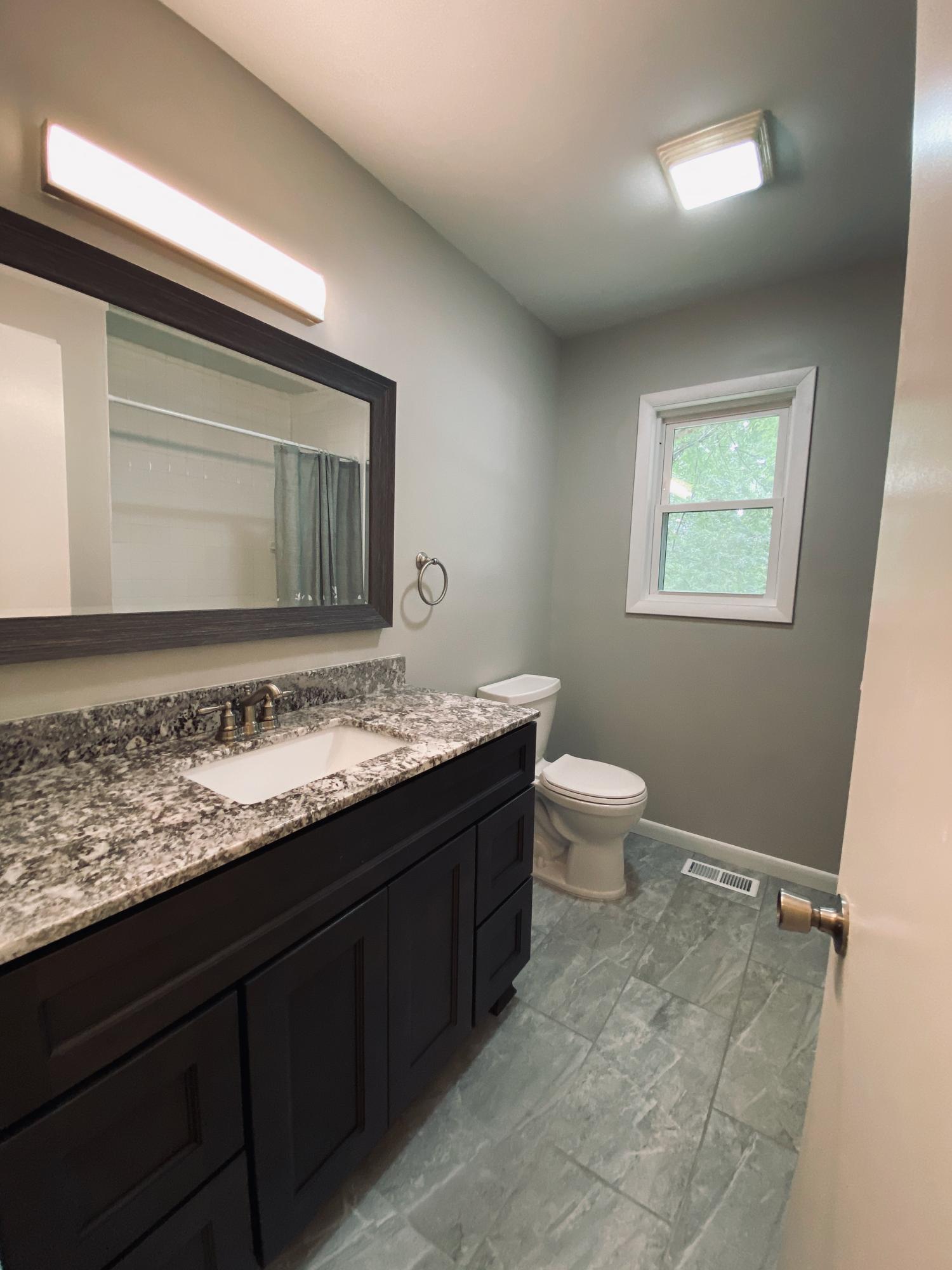 213 Wakefield Road Knoxville, TN 37922 - Photo 12 of 25 11