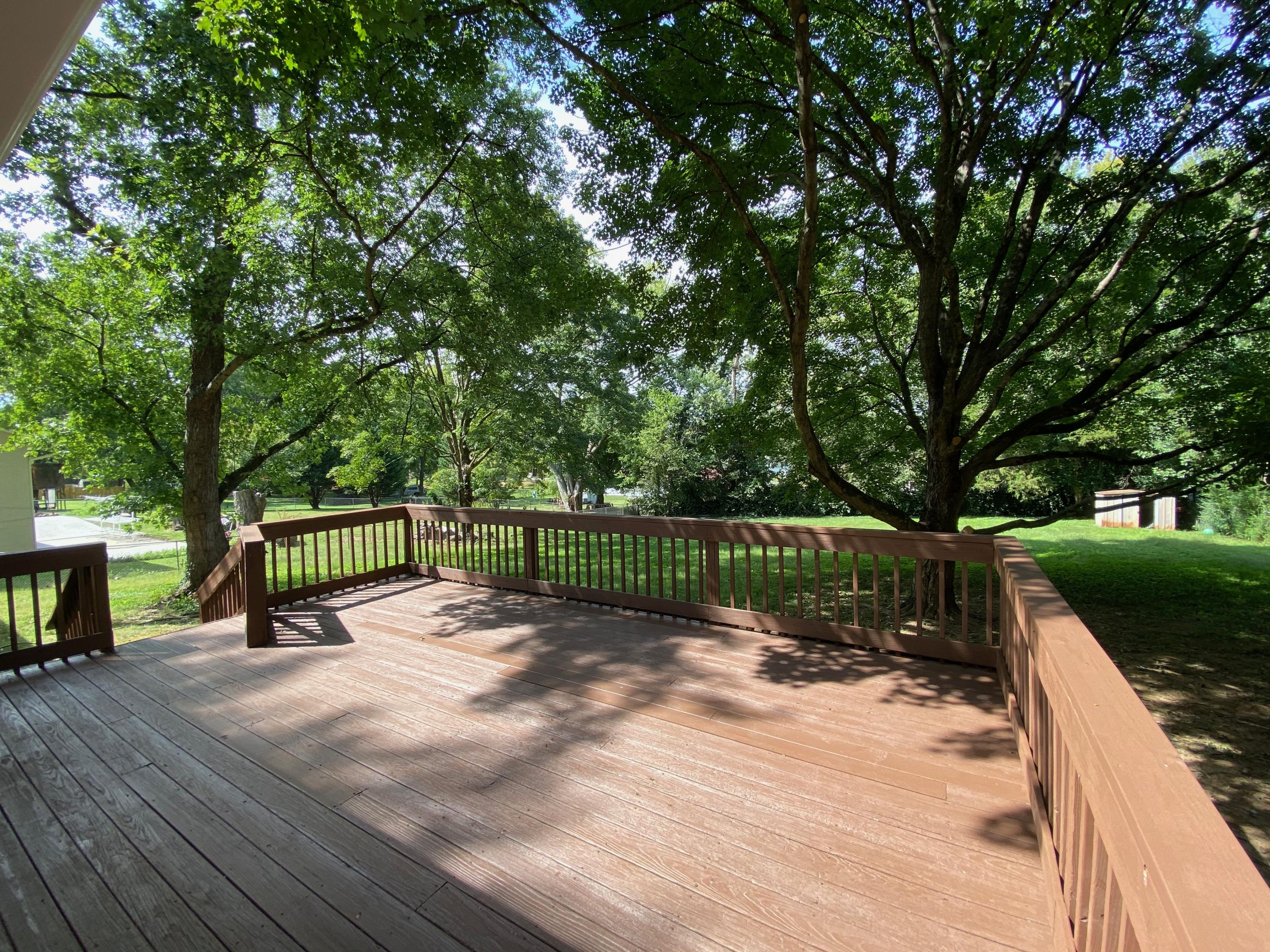 213 Wakefield Road Knoxville, TN 37922 - Photo 22 of 25 21