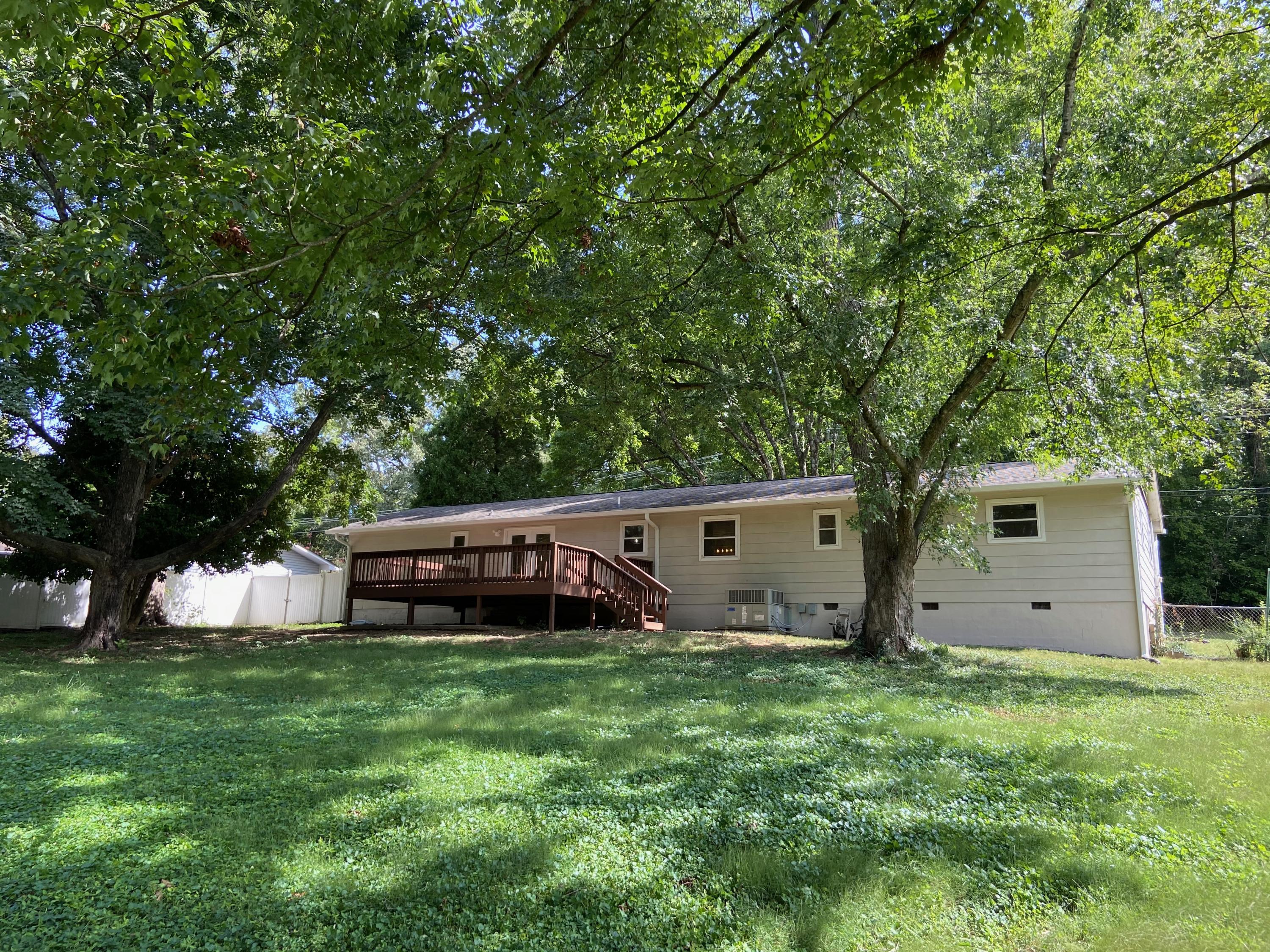 213 Wakefield Road Knoxville, TN 37922 - Photo 24 of 25 23