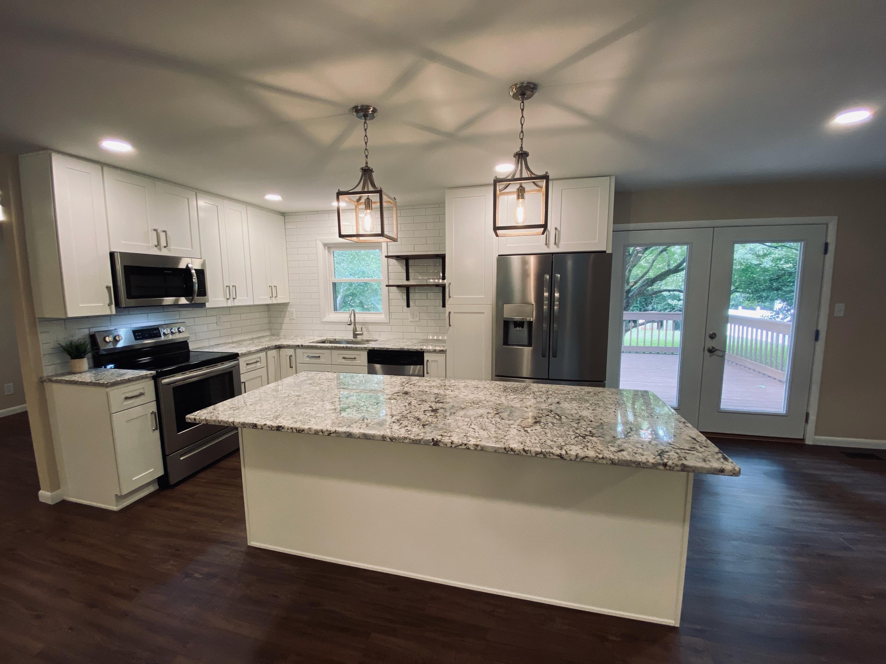 213 Wakefield Road Knoxville, TN 37922 - Photo 8 of 25 7