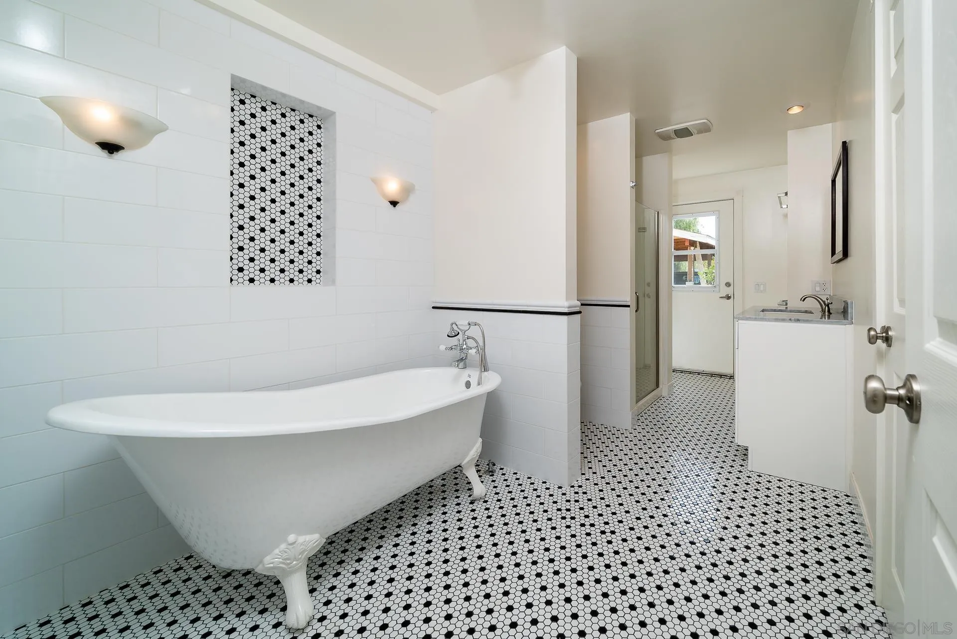 2443 Gum Tree Lane Fallbrook, CA 92028 - Photo 52 of 58 Gallery Image 52