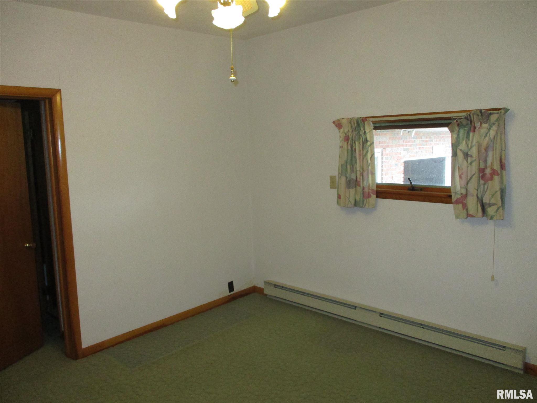 13548 Ewing Road Whittington, IL 62897 - Photo 11 of 36 Gallery Image 11