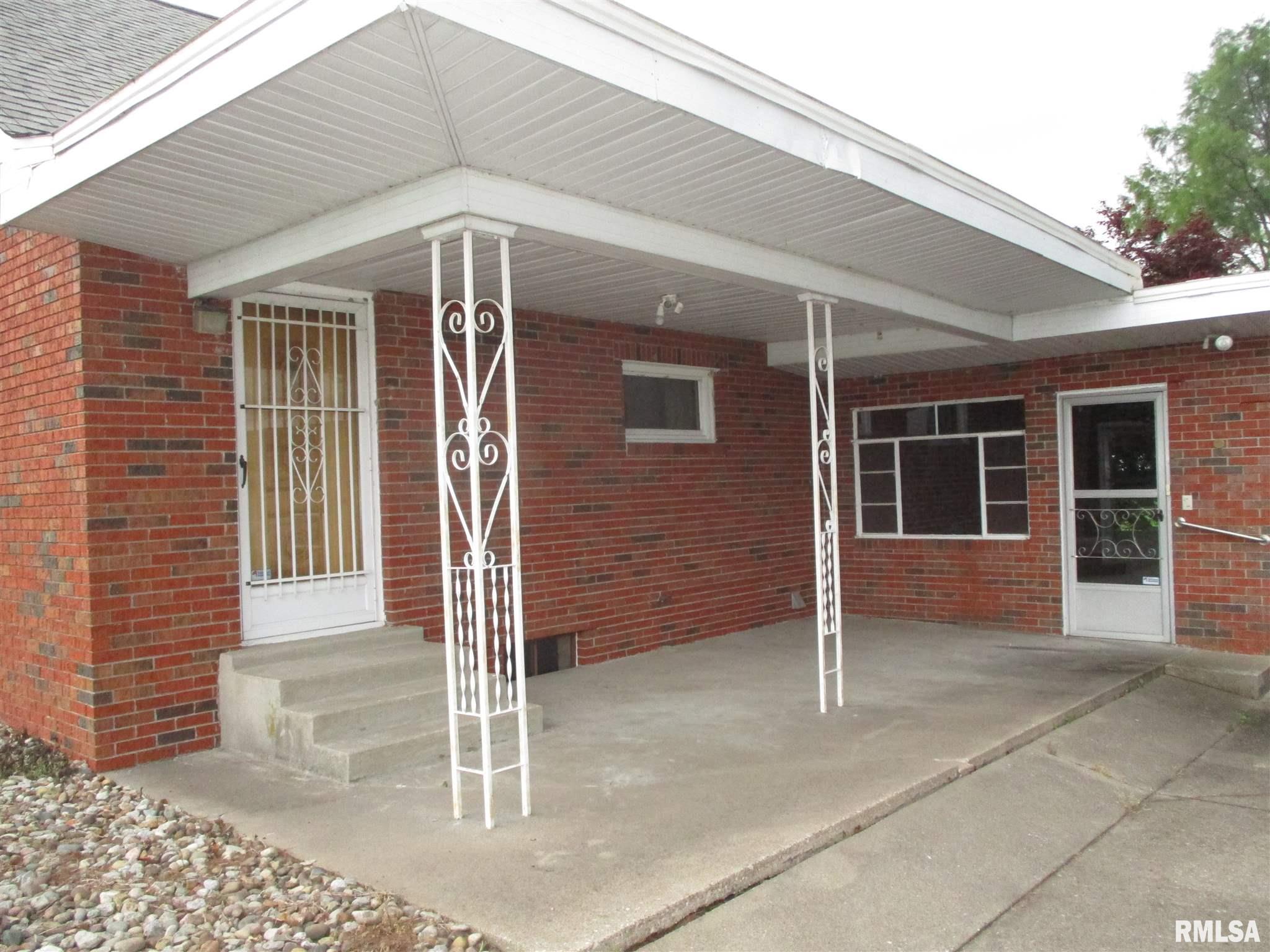 13548 Ewing Road Whittington, IL 62897 - Photo 4 of 36 Gallery Image 4