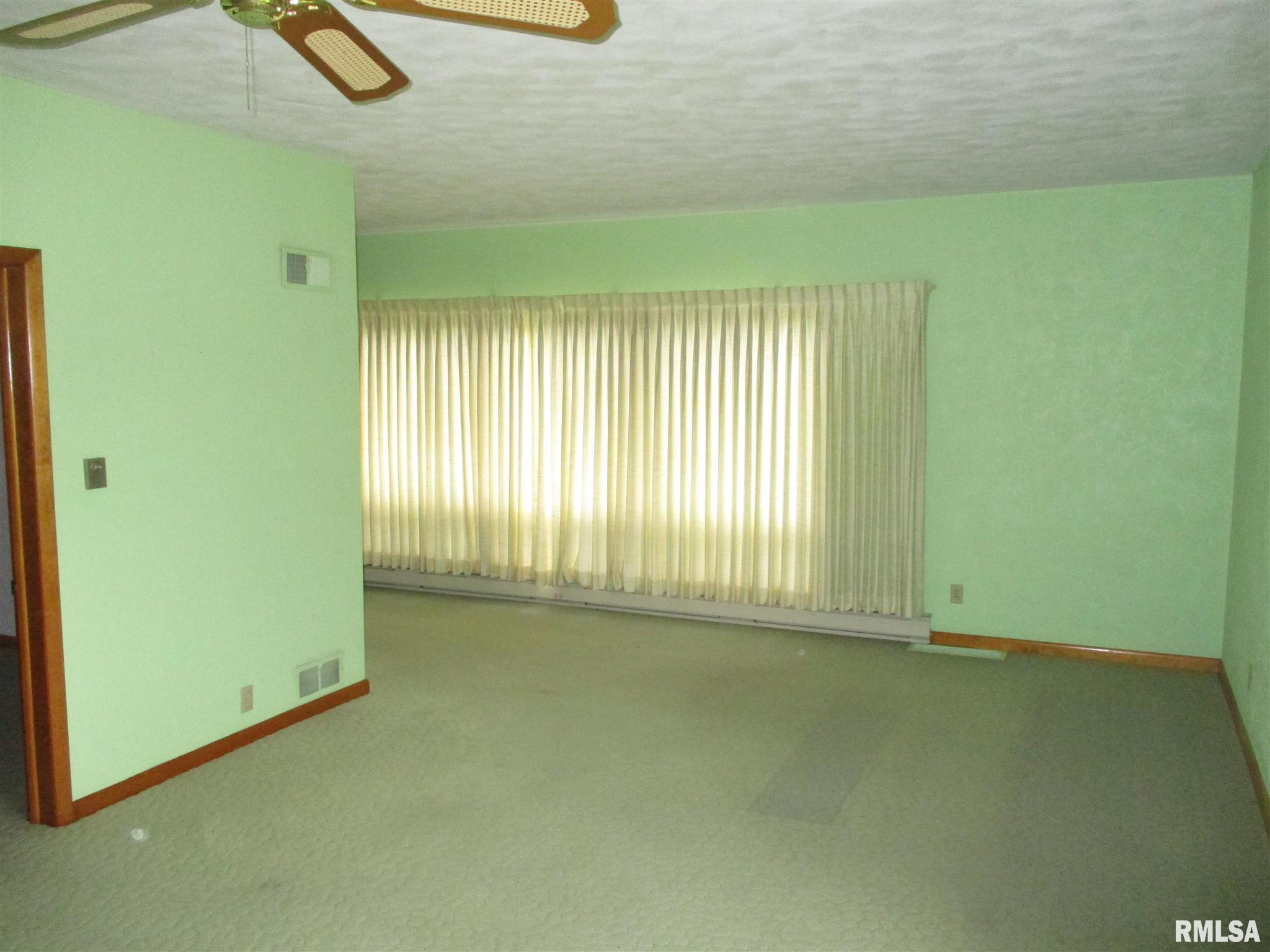 13548 Ewing Road Whittington, IL 62897 - Photo 7 of 36 Gallery Image 7