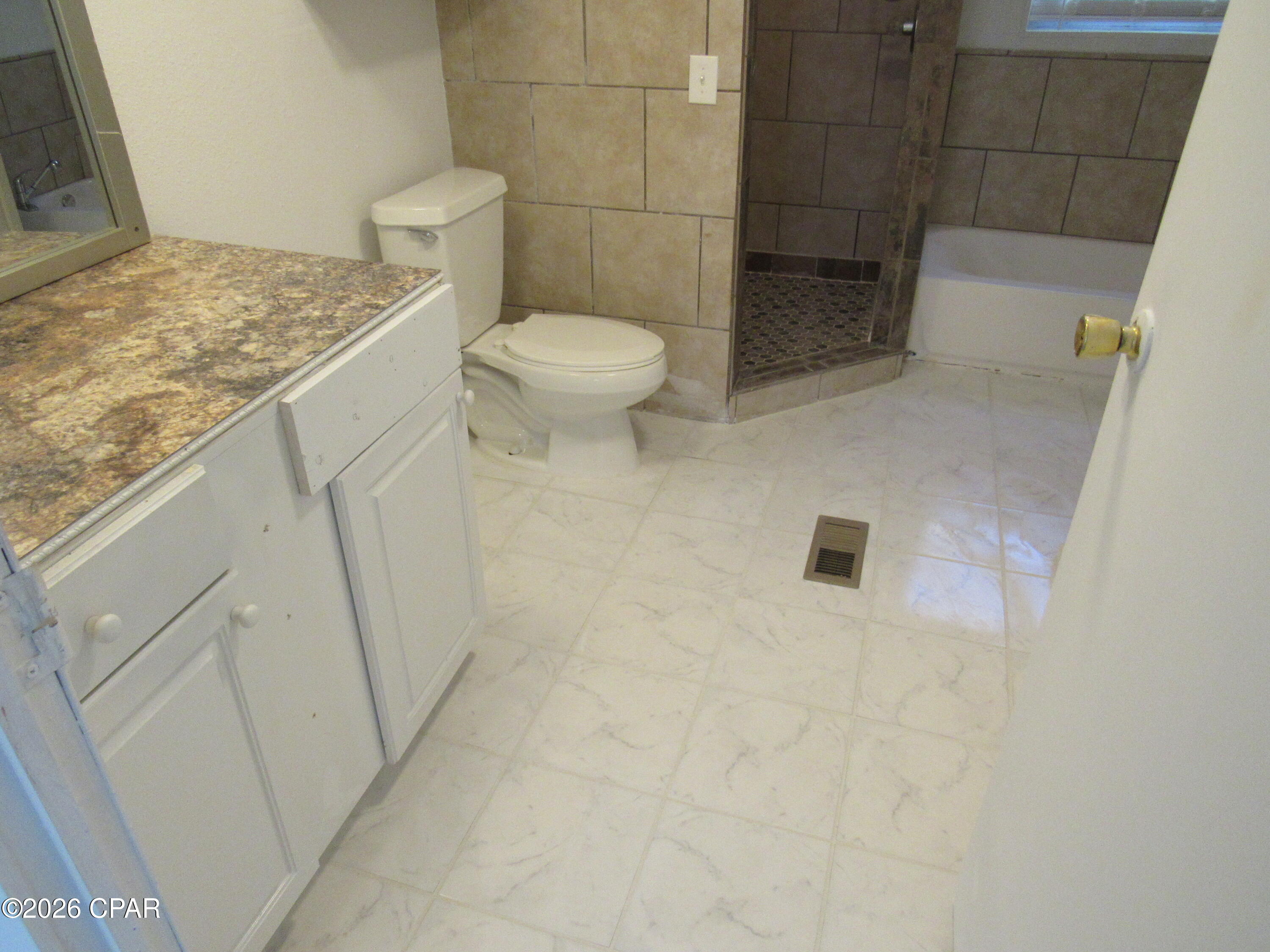 2988 5 Points Road Cottondale, FL 32431 - Photo 42 of 57