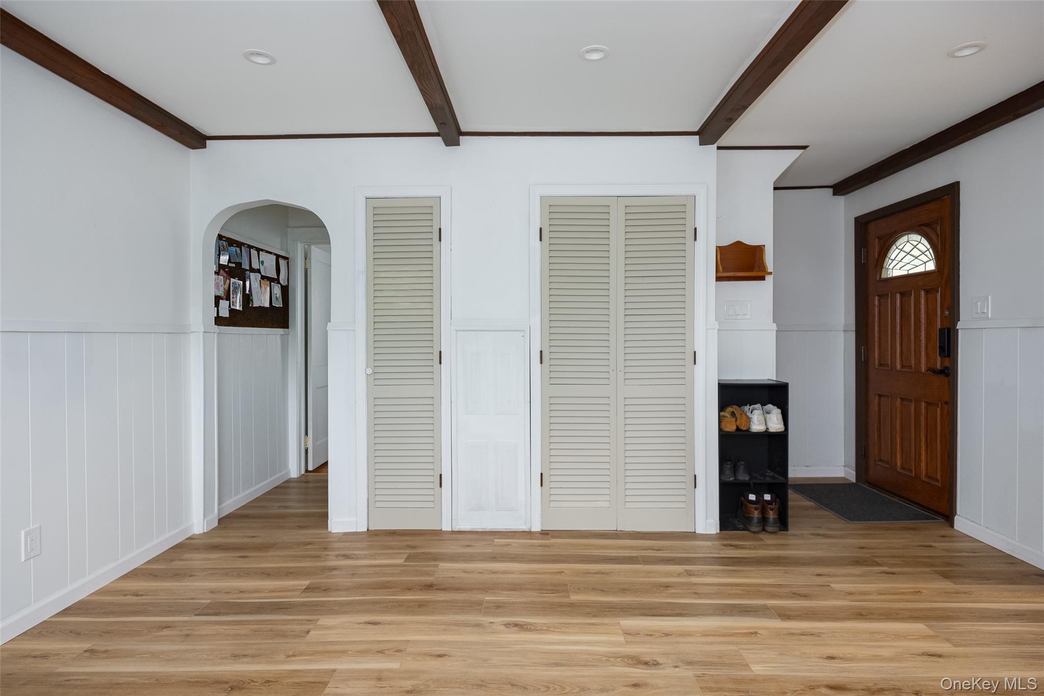 23 Howard Road Poughkeepsie, NY 12603 - Photo 4 of 26