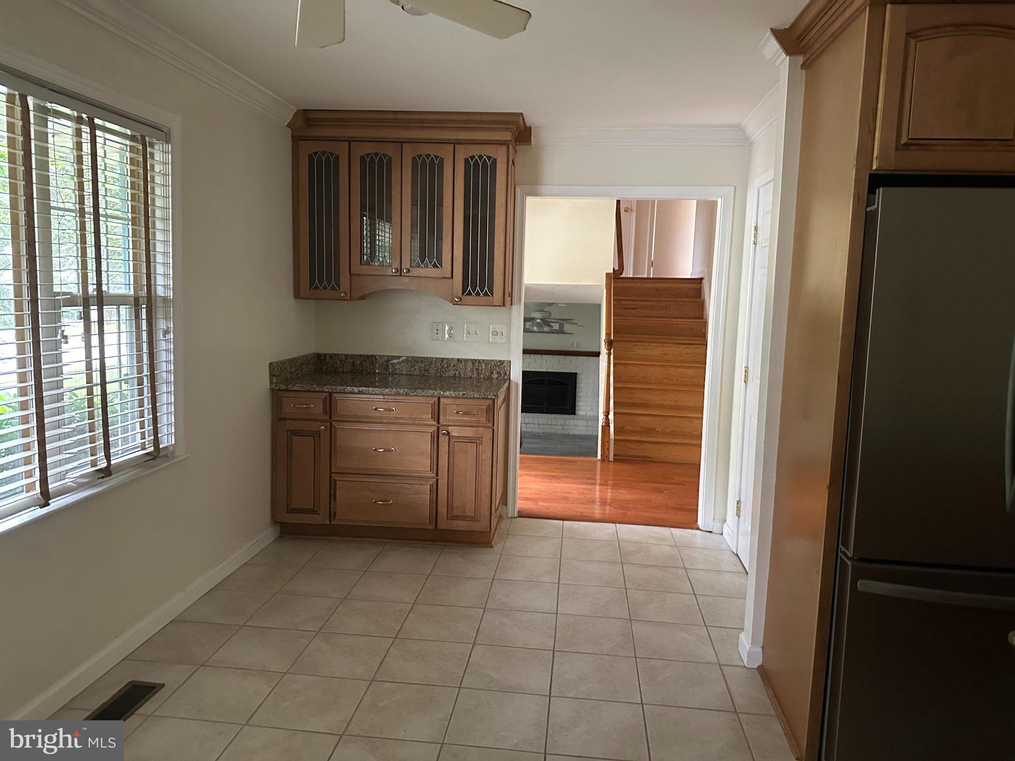 2505 Rocky Branch Road Vienna, VA 22181 - Photo 5 of 11 Bright and inviting kitchen space.