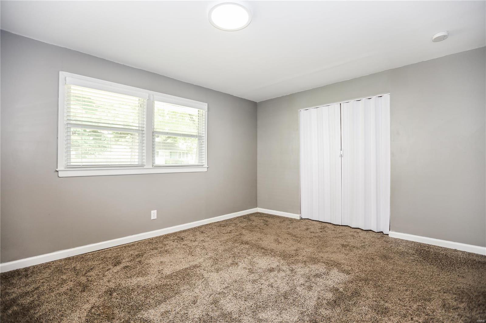 2828 Arnold Road St. Louis, MO 63125 - Photo 14 of 24