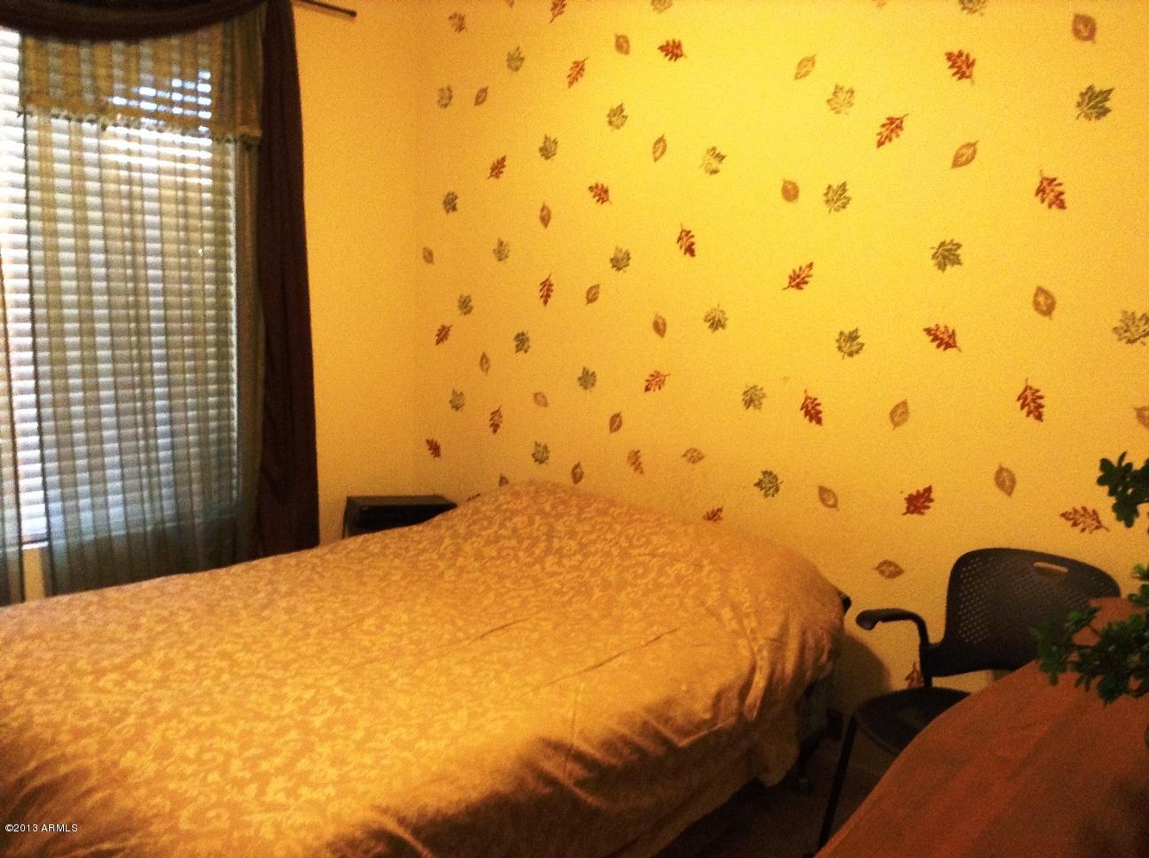216 East Smoke Tree Road Gilbert, AZ 85296 - Photo 9 of 18 bed 2