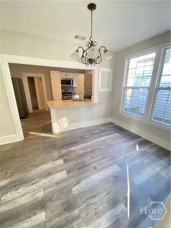 $1,900 | 2604 Jefferson Street, Savannah, GA 31401