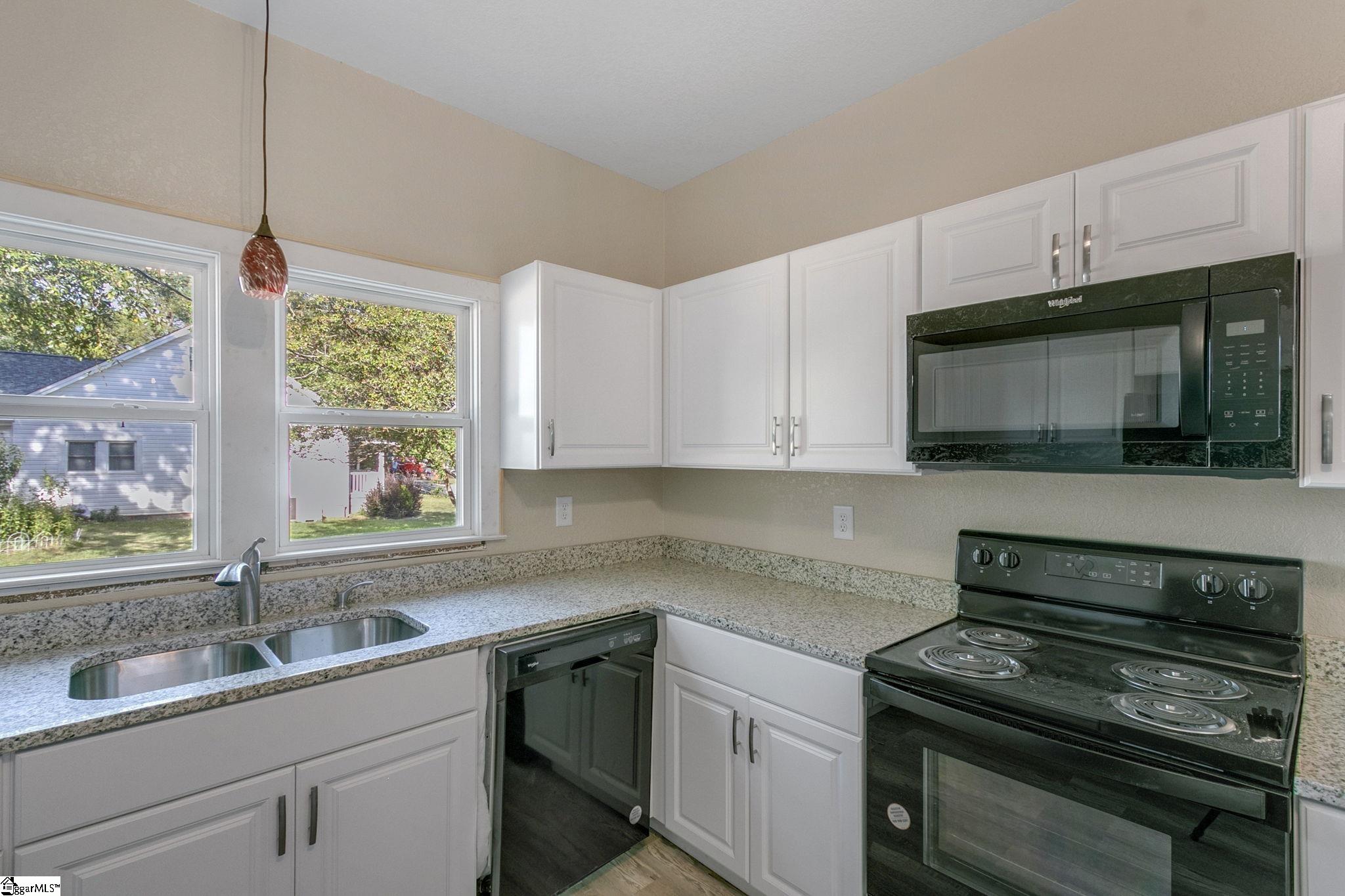 109 Garrison Street Easley, SC 29640 - Photo 12 of 36