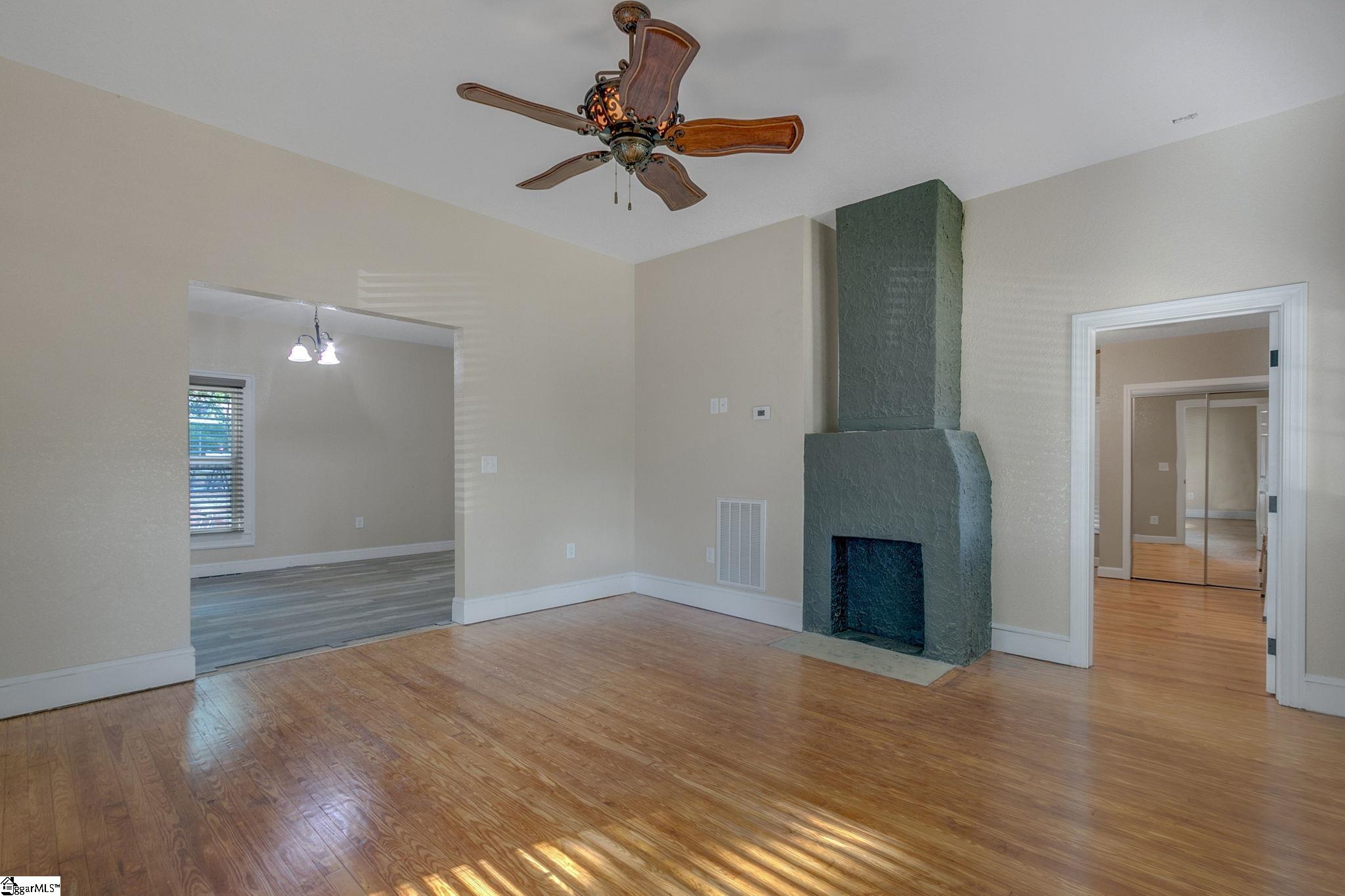 109 Garrison Street Easley, SC 29640 - Photo 6 of 36