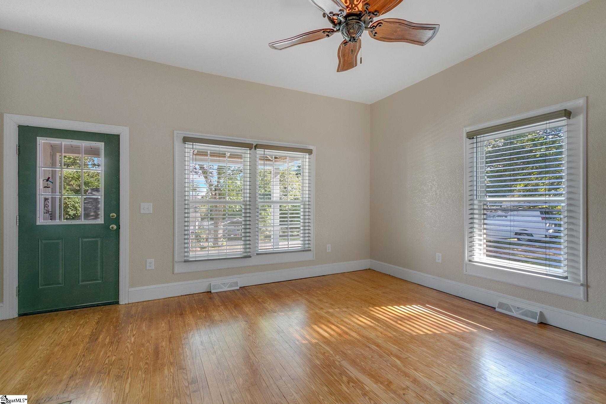 109 Garrison Street Easley, SC 29640 - Photo 9 of 36