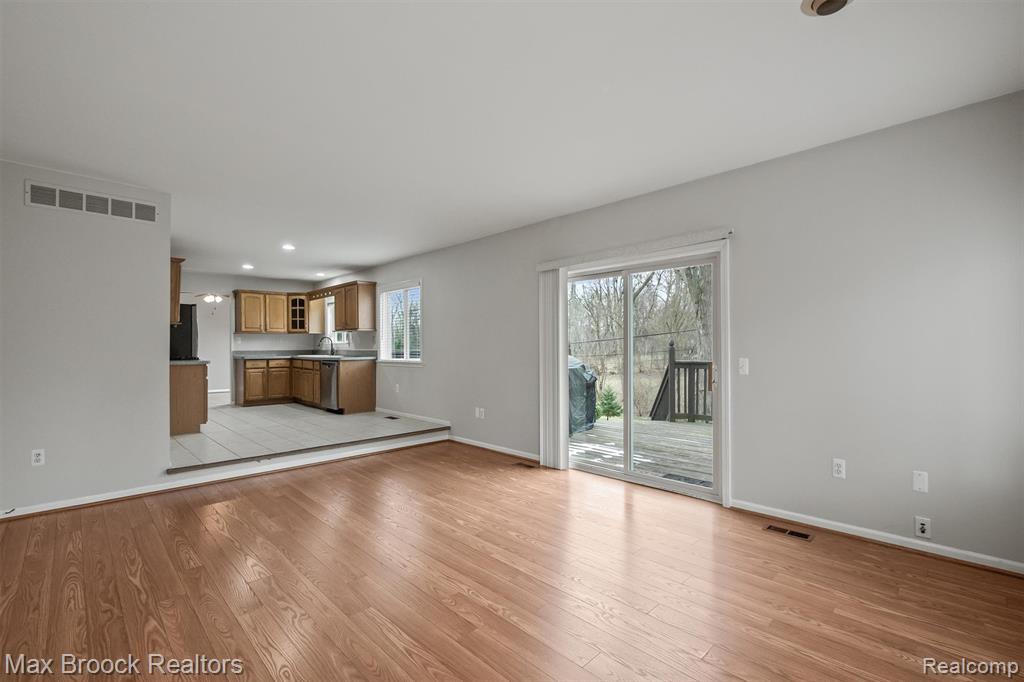 3441 West Auburn Road Rochester Hills, MI 48309 - Photo 16 of 34