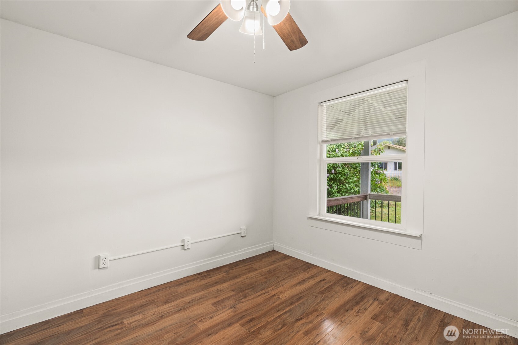 331 Adams Avenue Morton, WA 98356 - Photo 17 of 38