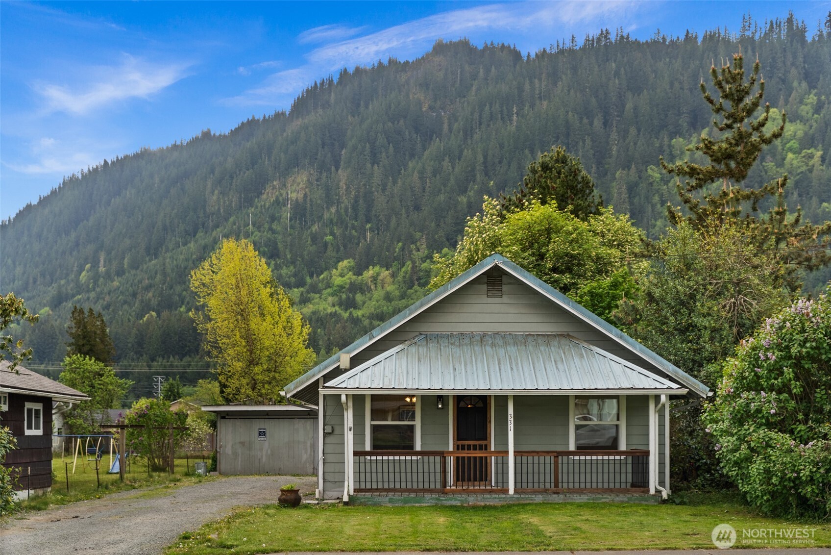 331 Adams Avenue Morton, WA 98356 - Photo 2 of 38