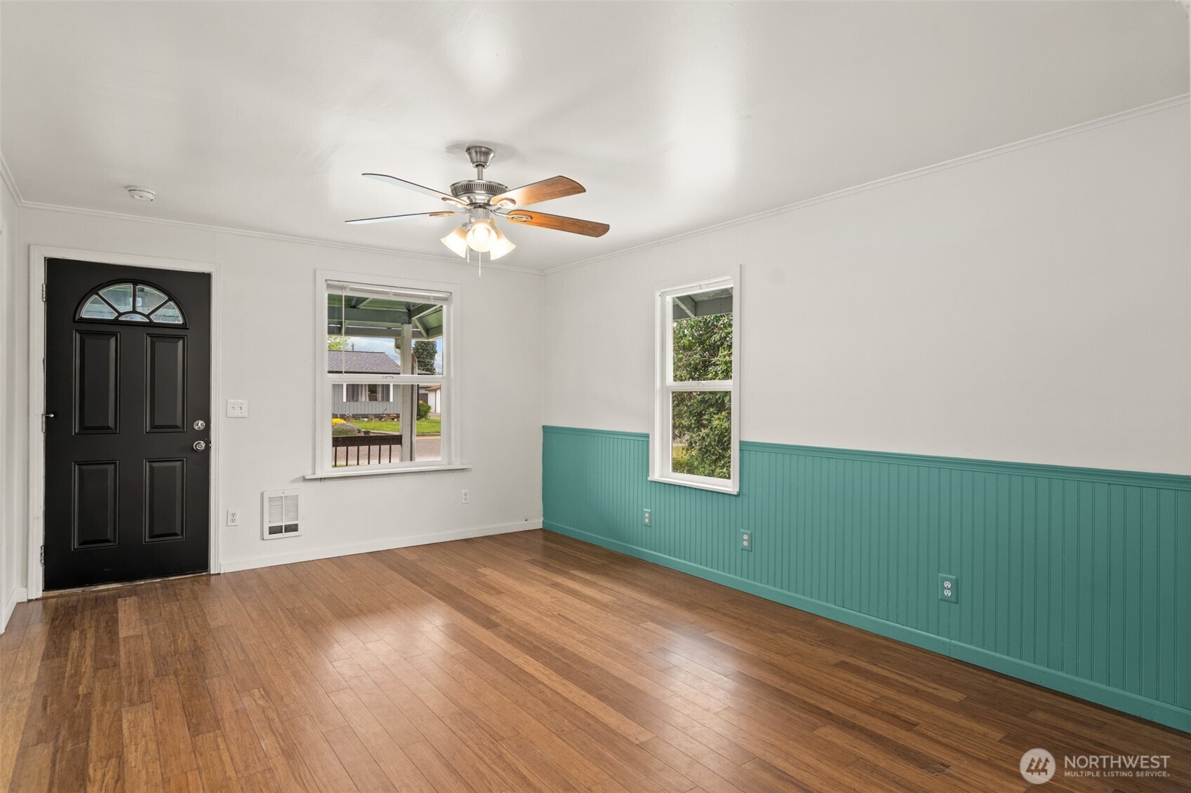331 Adams Avenue Morton, WA 98356 - Photo 5 of 38