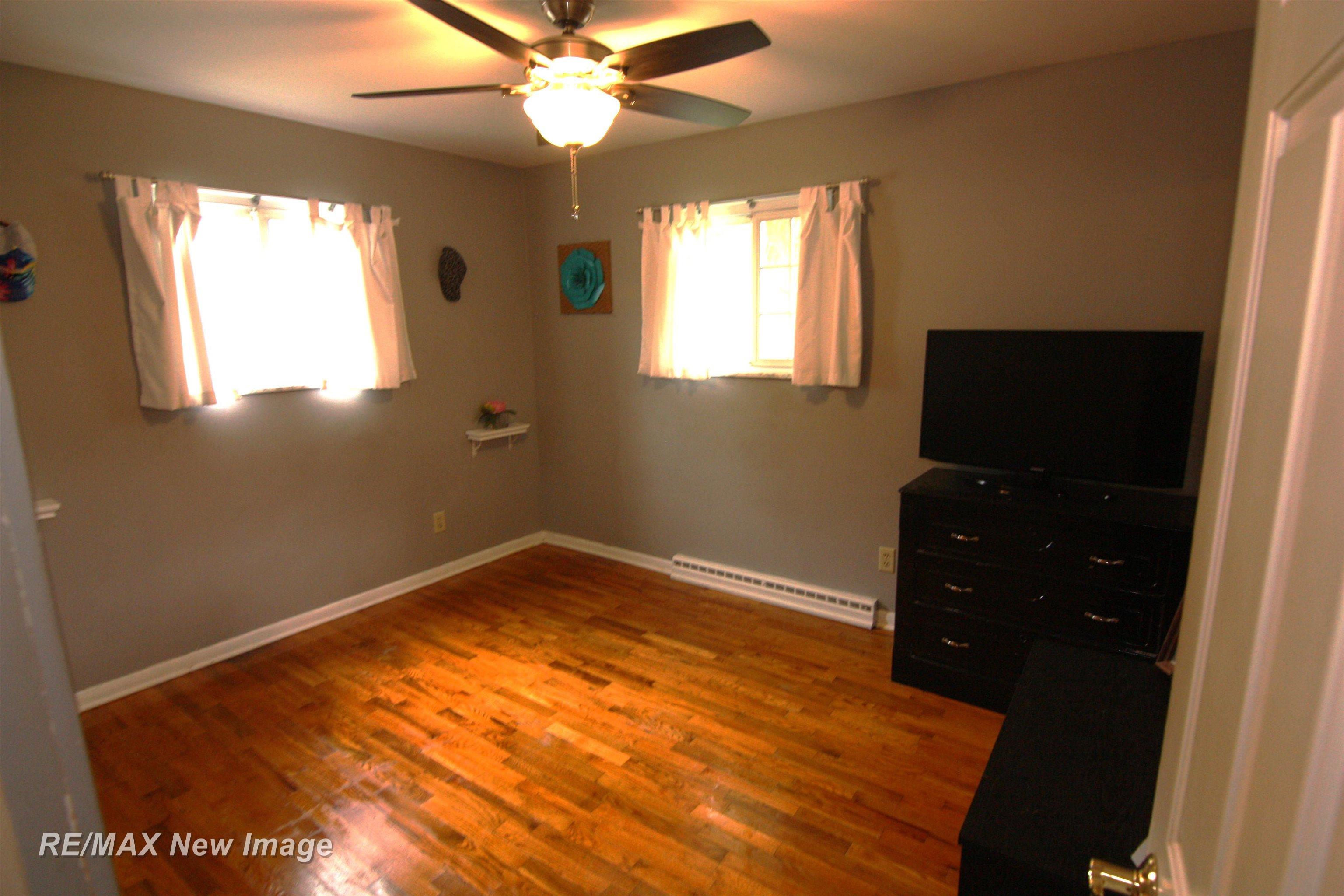 1370 Midland Road Saginaw, MI 48638 - Photo 10 of 23 Gallery Image 10