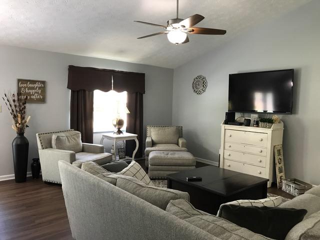 2408 Bainbridge Way Powell, TN 37849 - Photo 2 of 15 IMG_9480