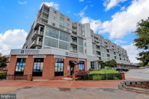 $318,800 | 2702 Lighthouse Point East, Unit 532, Baltimore, MD 21224