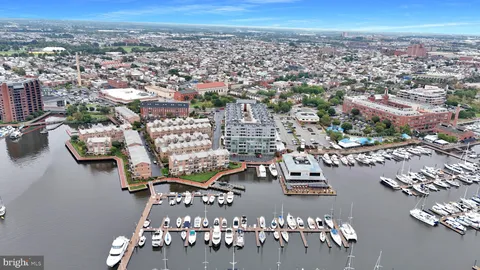 $318,800 | 2702 Lighthouse Point East, Unit 532, Baltimore, MD 21224