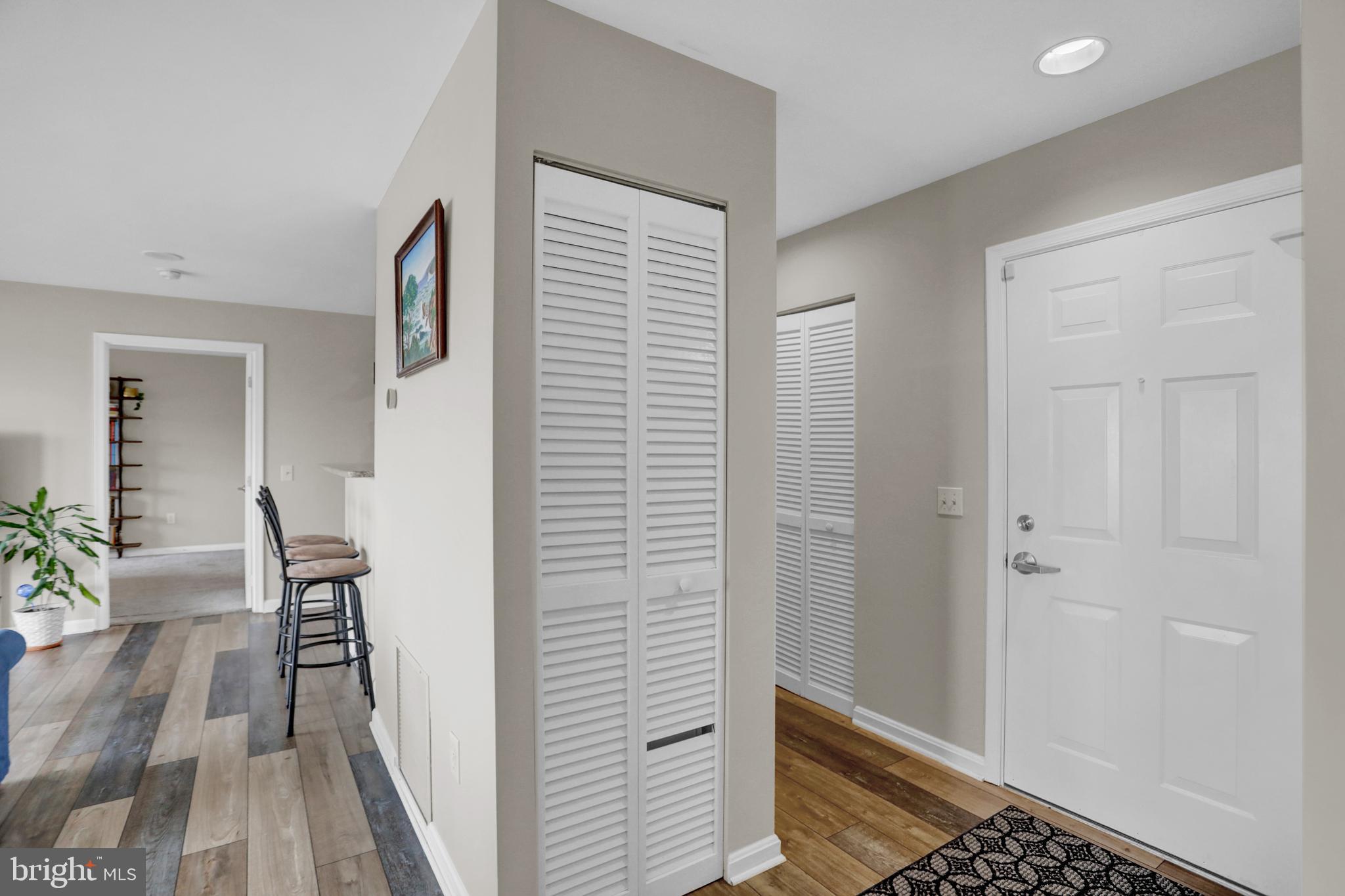 2702 Lighthouse Point East, Unit 532 Baltimore, MD 21224 - Photo 6 of 66 Entrance to unit