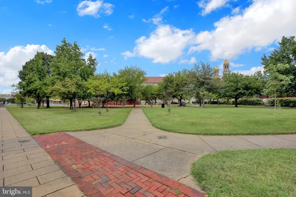 $318,800 | 2702 Lighthouse Point East, Unit 532, Baltimore, MD 21224