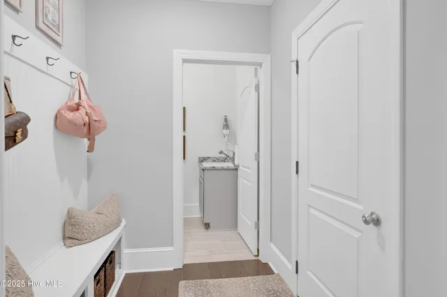 $1,050,000 | 1357 Autumn Lakes Drive, Grimesland, NC 27837