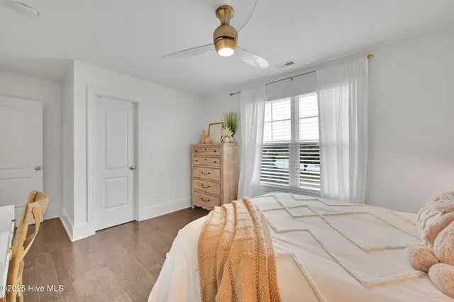 $1,050,000 | 1357 Autumn Lakes Drive, Grimesland, NC 27837