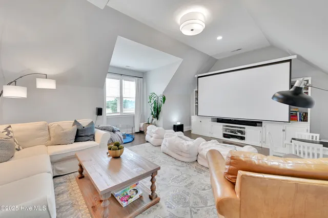 $1,050,000 | 1357 Autumn Lakes Drive, Grimesland, NC 27837