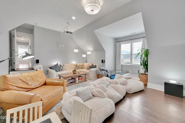 $999,000 | 1357 Autumn Lakes Drive, Grimesland, NC 27837