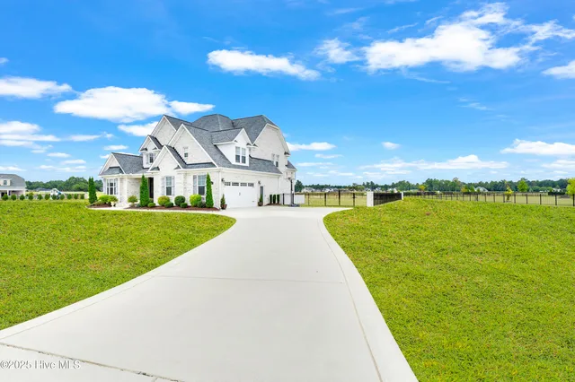 $1,050,000 | 1357 Autumn Lakes Drive, Grimesland, NC 27837