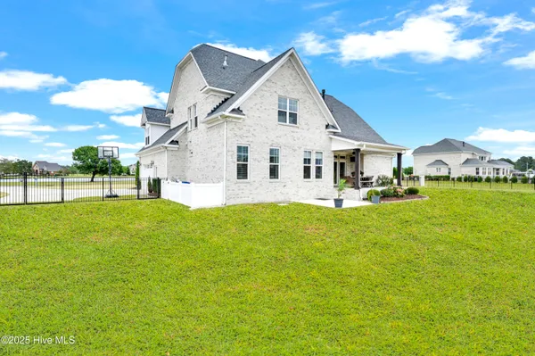 $999,000 | 1357 Autumn Lakes Drive, Grimesland, NC 27837
