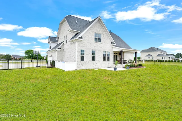 $1,050,000 | 1357 Autumn Lakes Drive, Grimesland, NC 27837