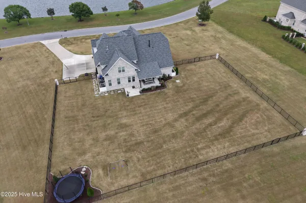 $999,000 | 1357 Autumn Lakes Drive, Grimesland, NC 27837