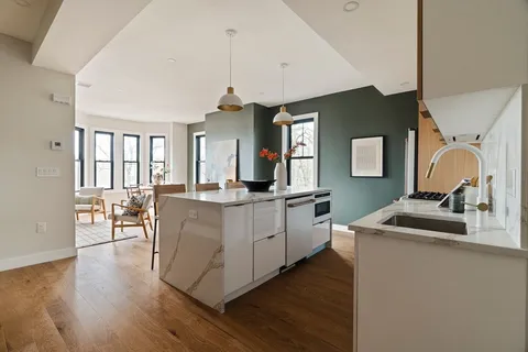 $1,025,000 | 16 Yale Terrace, Unit 2, Boston, MA 02130