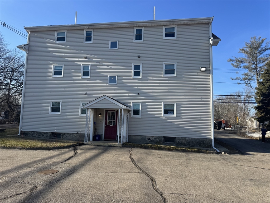 156 Barrows Street, Unit 3 Norton, MA 02766 - Photo 2 of 9