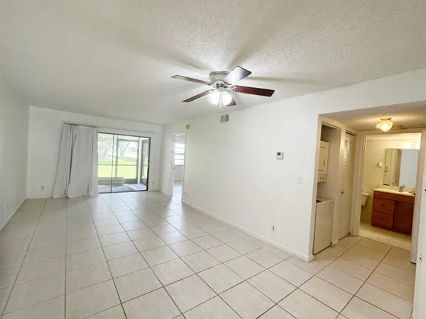 $2,390 | 3000 Norwood Place, Unit N102, Boca Raton, FL 33431
