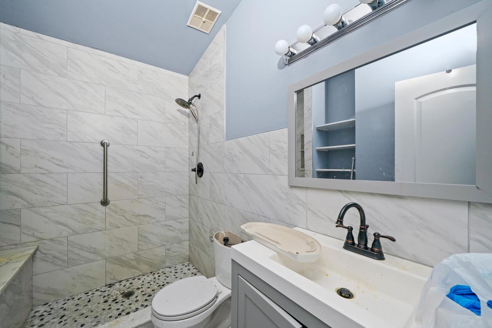 3917 Sunset Avenue Markham, IL 60428 - Photo 12 of 24